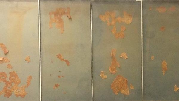 Products sticking to the mould
