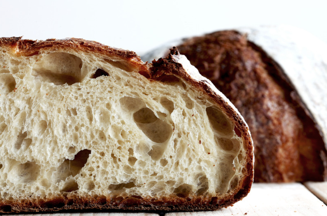 How Hydration Influences the Formation of Different Bacteria in Sourdough | Bakery Academy